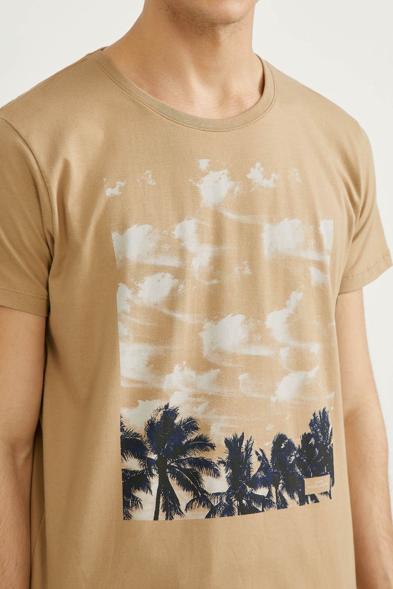 704477_2216_3-T-SHIRT-WEIRD-CLOUDS