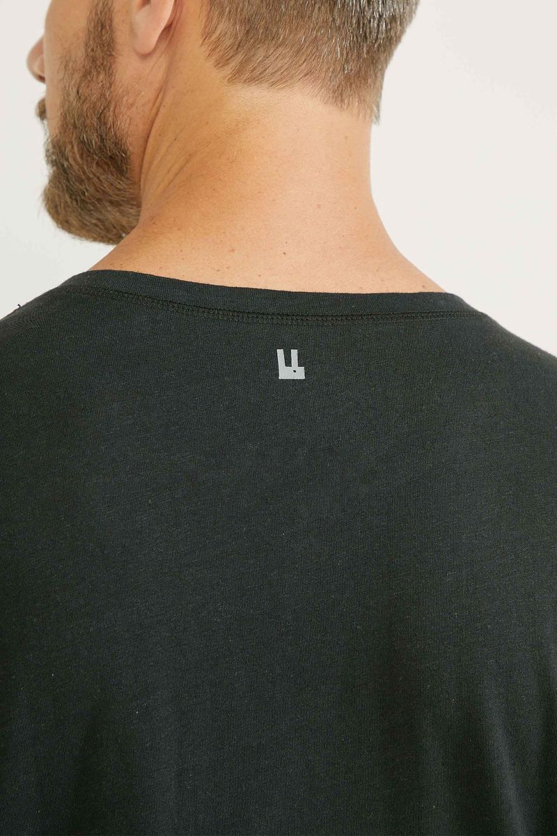 706082_0013_3-TSHIRT-LINHO-SUN