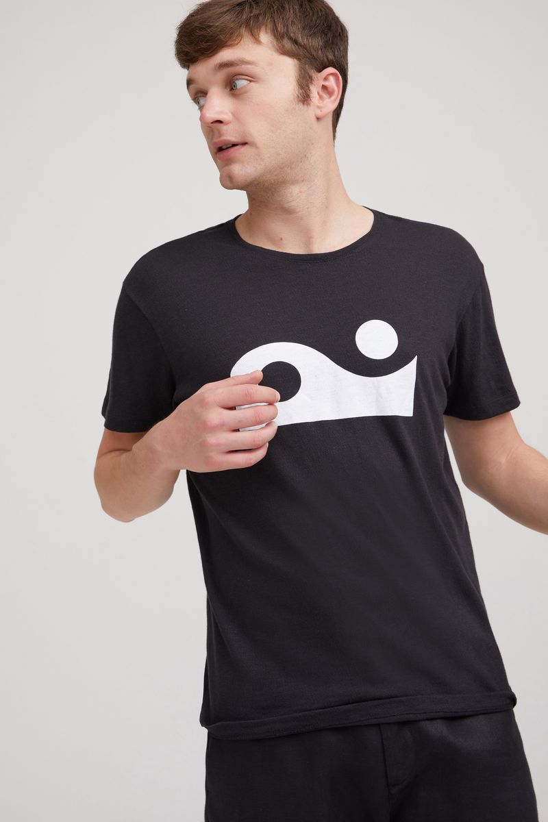 707594_0013_4-TSHIRT-YING-BEACH