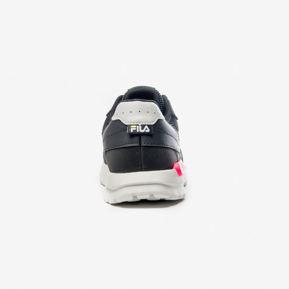 Fila hotsell tractor black