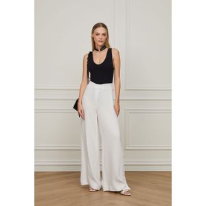 Calça Pantalona De Crepe Com Botões Laterais