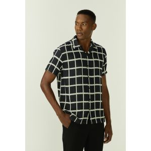 Camisa Manga Curta Contemporânea