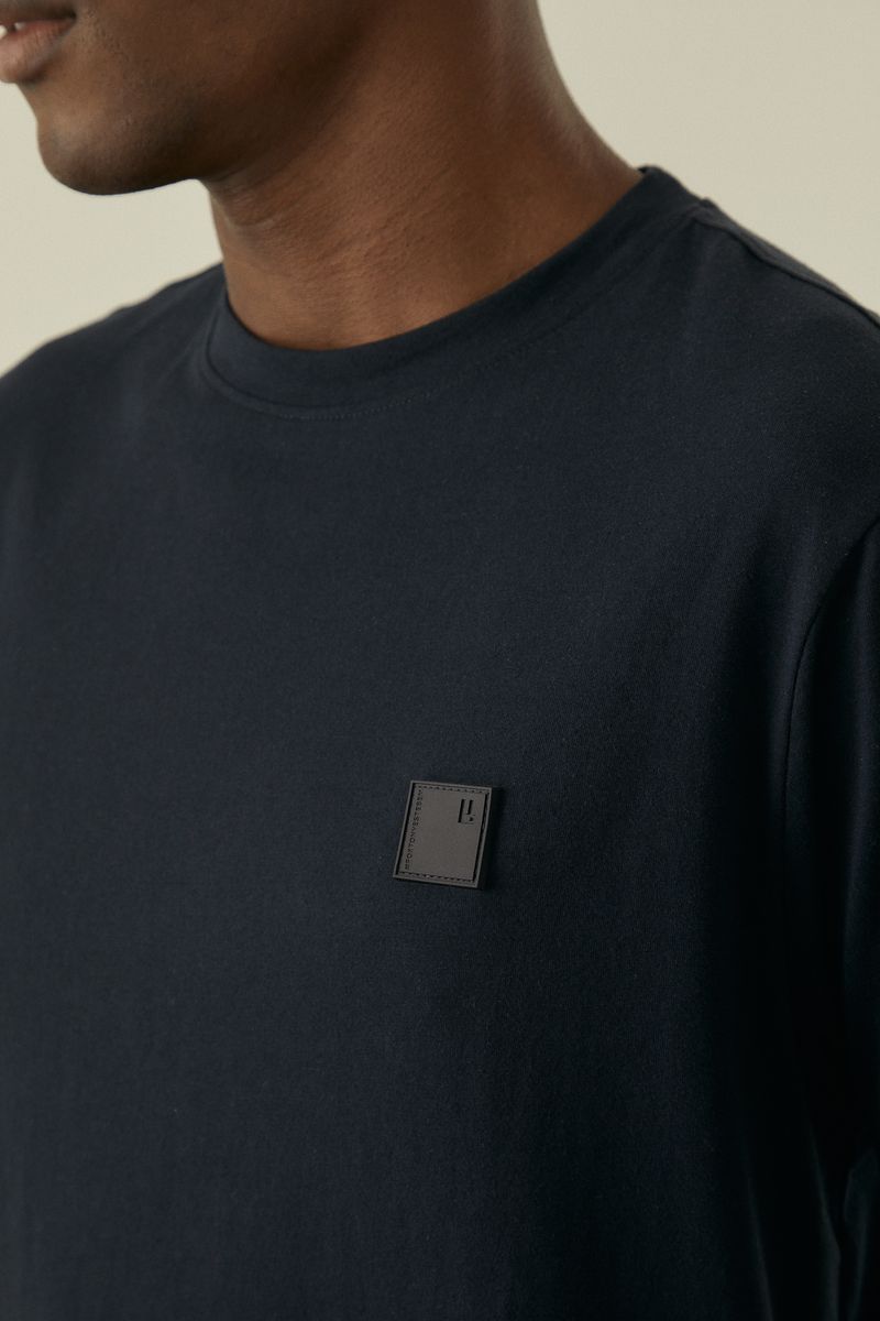 708382_0184_3-CAMISETA-SUEDINE-TECH