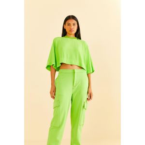 Calça Cenoura Bolsos Laterais