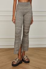 25340726_04515_2-CALCA-DE-TRICOT-FLARE-COM-ABERTURA-LATERAL-NA-BARRA