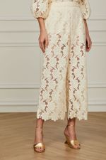 25341011_0024_4-CALCA-DE-RENDA-FLORAL
