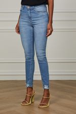 25340657_0105_2-CALCA-JEANS-SKINNY-BASIC-MIDI-RASGOS