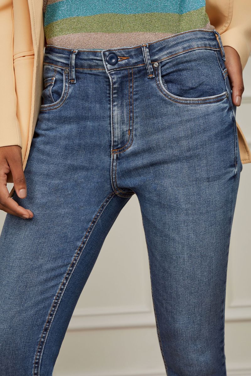 25340911_0109_4-CALCA-JEANS-SKINNY-BASIC-MIDI-SUPER-POWER