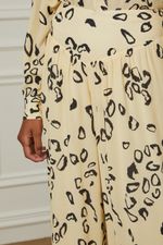25341510_36118_4-CALCA-DE-GEORGETTE-AMPLA-ESTAMPADA-COM-FRANZIDO-NO-COS