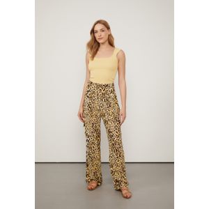 Calca Reta Com Bolso Cargo Lateral