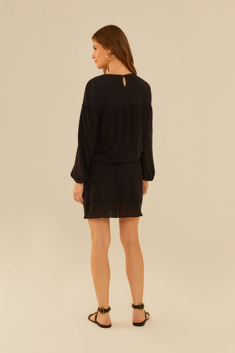 1519395_0005_3-VESTIDO-CURTO-PALA-PESPONTO