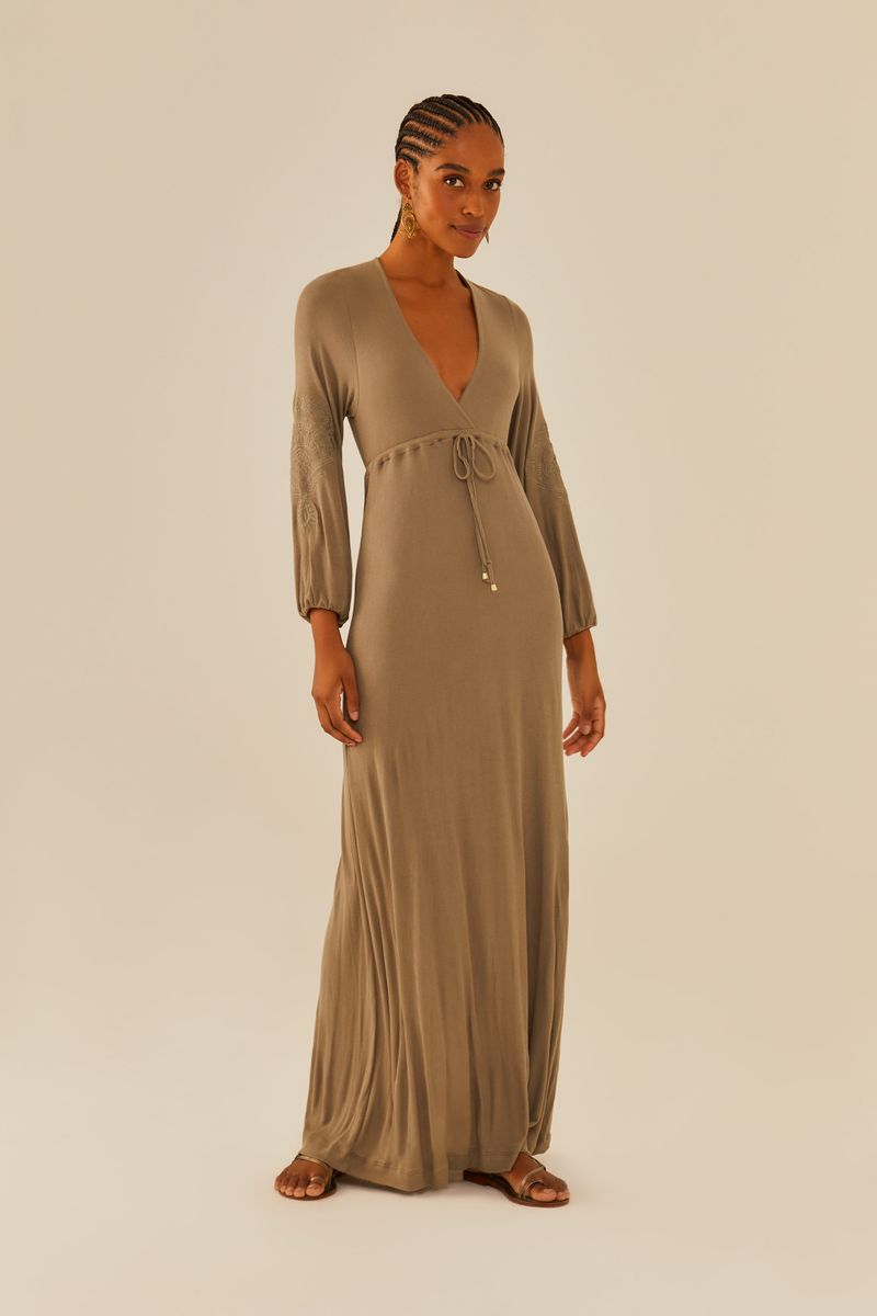 1520263_09049_1-VESTIDO-MANGA-LONGA-BORDADOS