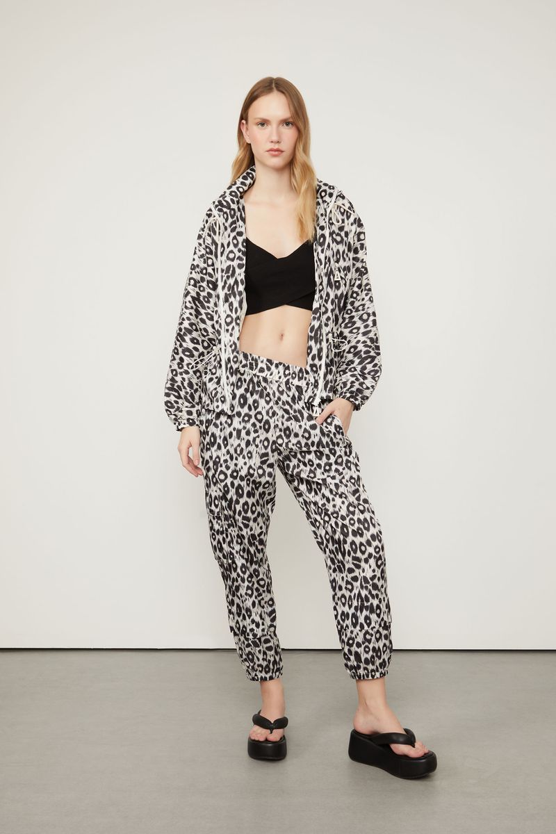 25341669_09694_1-CALCA-BASICA-NYLON-ESTAMPADA