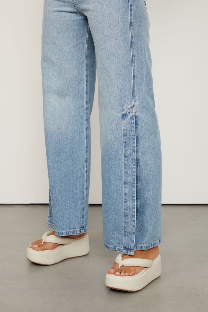 25341789_0101_4-CALCA-JEANS-PANTACOURT-ABERTURA-LATERAL