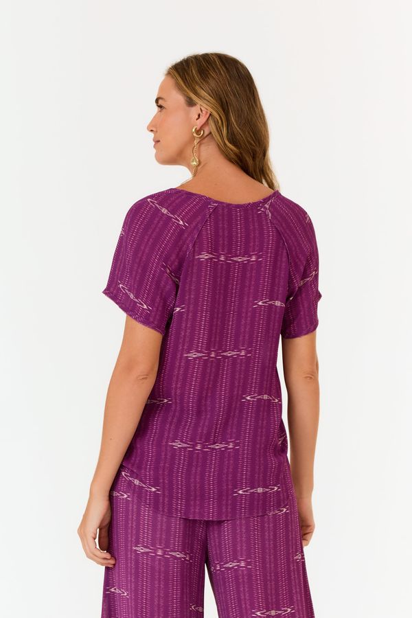 Camiseta Ggt a Fio Estampa Rubi