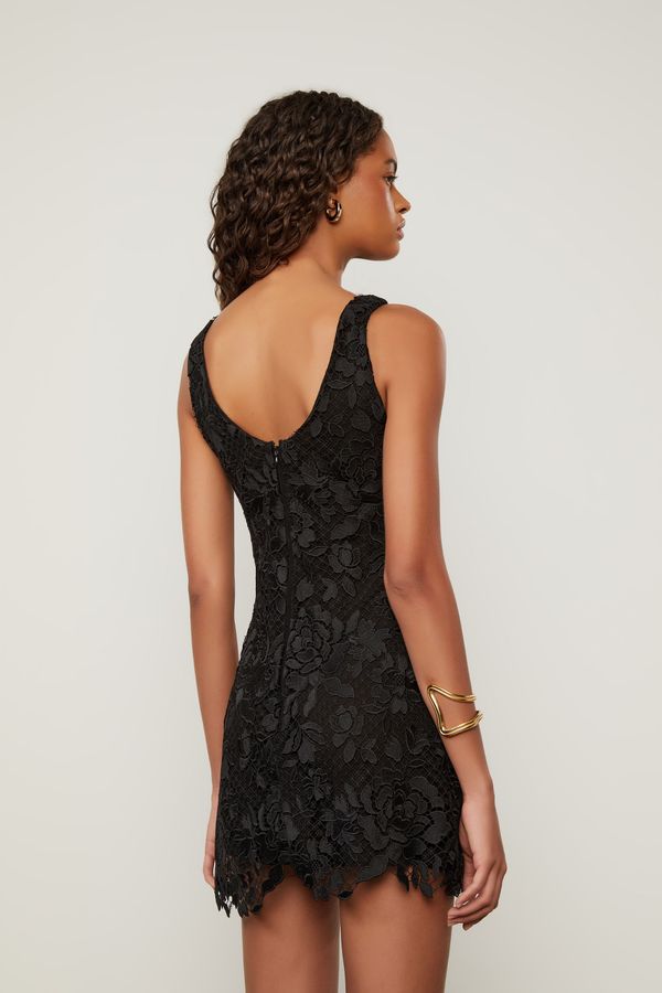 Vestido De Renda Curto Preto