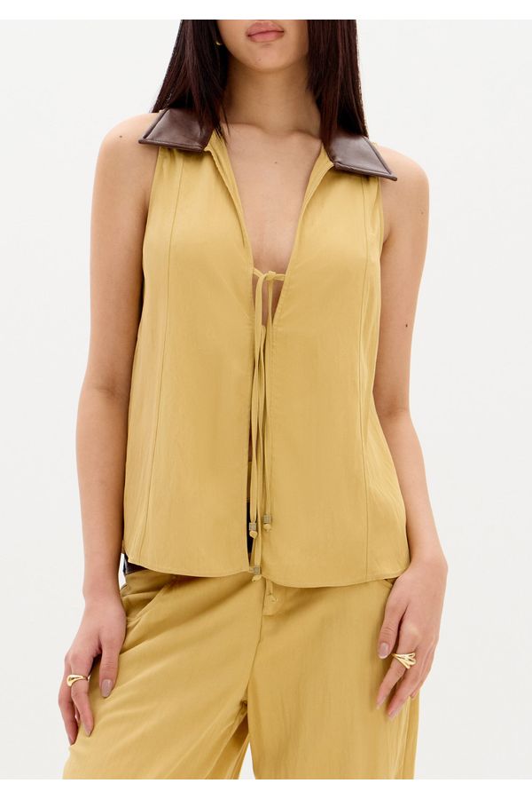 Blusa Sem Mangas Com Amarração